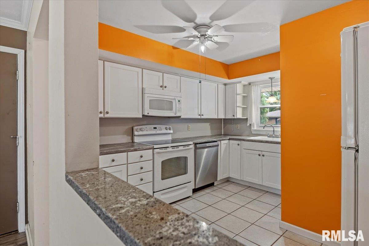 29 Longbow Lane Springfield, IL 62704 - Photo 8 of 40