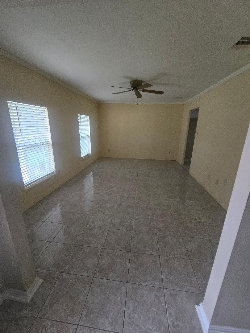 7326 Aqua Lane Houston, TX 77072 - Photo 4 of 7