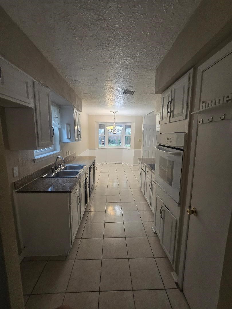 7326 Aqua Lane Houston, TX 77072 - Photo 6 of 7