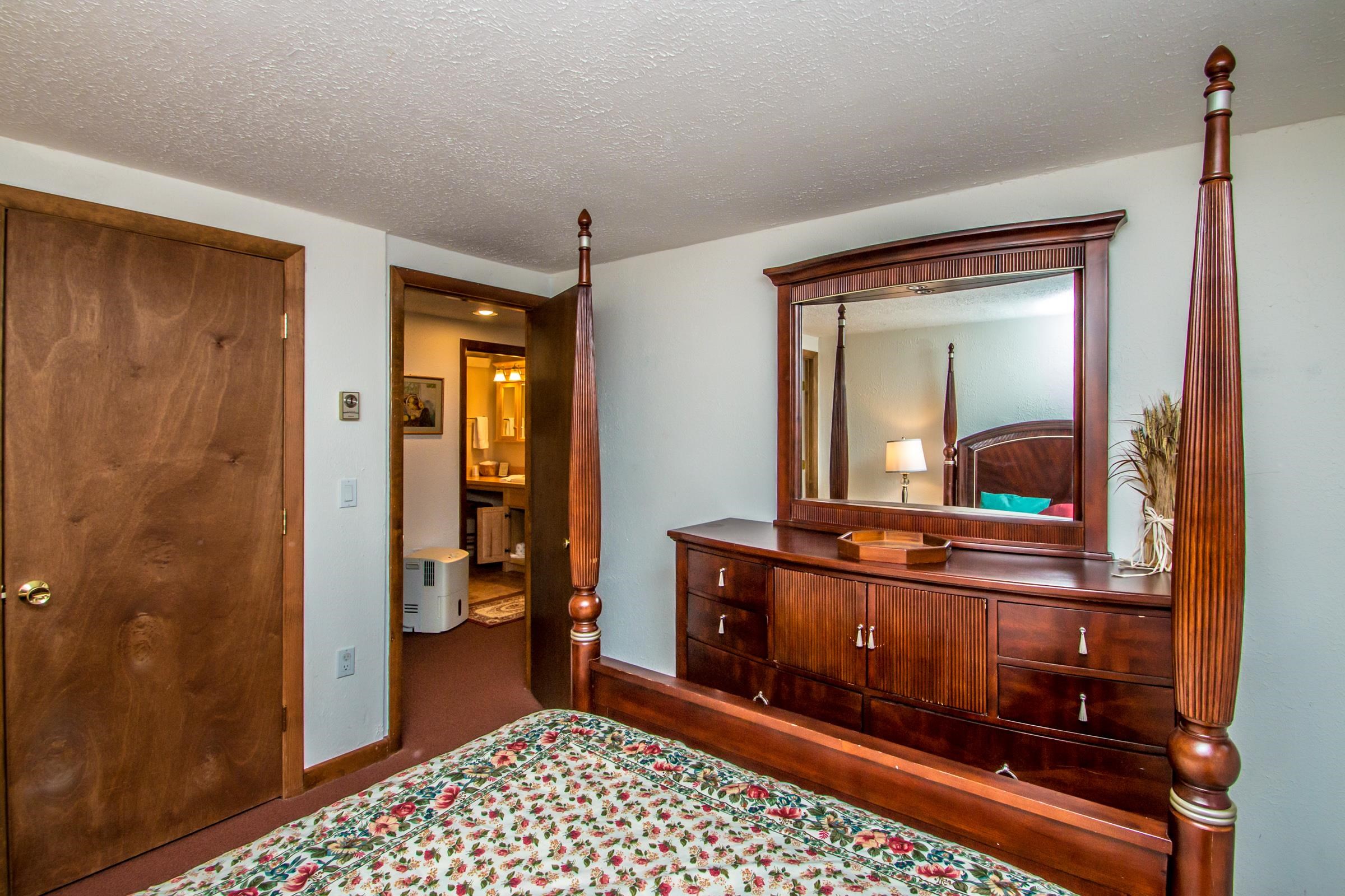 106 Stonehurst Manor Road, Unit 7B Conway, NH 03860 - Photo 33 of 40