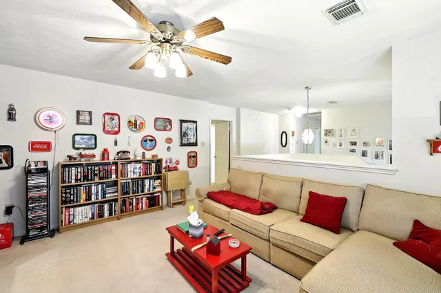 $274,000 | 1723 Oak Valley Drive, Kemah, TX 77565