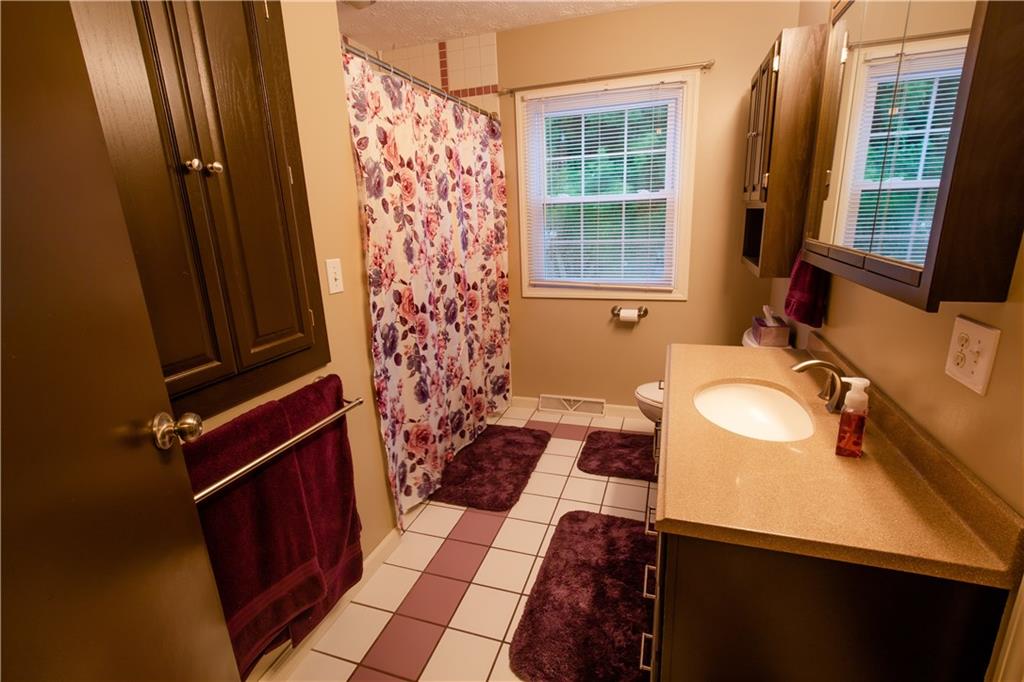 133 Georgetown Road Beaver Falls, PA 15010 - Photo 16 of 23