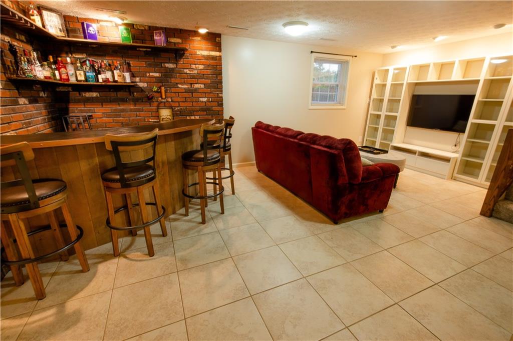 133 Georgetown Road Beaver Falls, PA 15010 - Photo 17 of 23