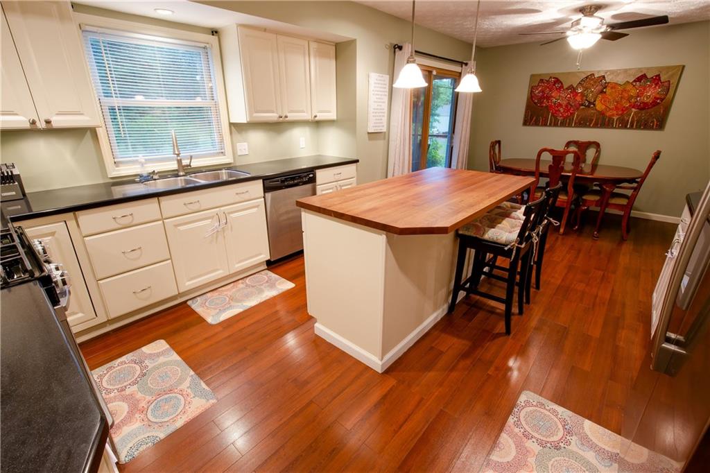 133 Georgetown Road Beaver Falls, PA 15010 - Photo 8 of 23