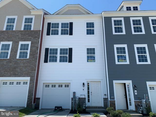 6 Axois Rosedale, MD 21237 - Photo 4 of 46