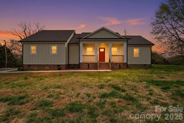 $395,000 | 3529 Winters Street, Newton, NC 28658