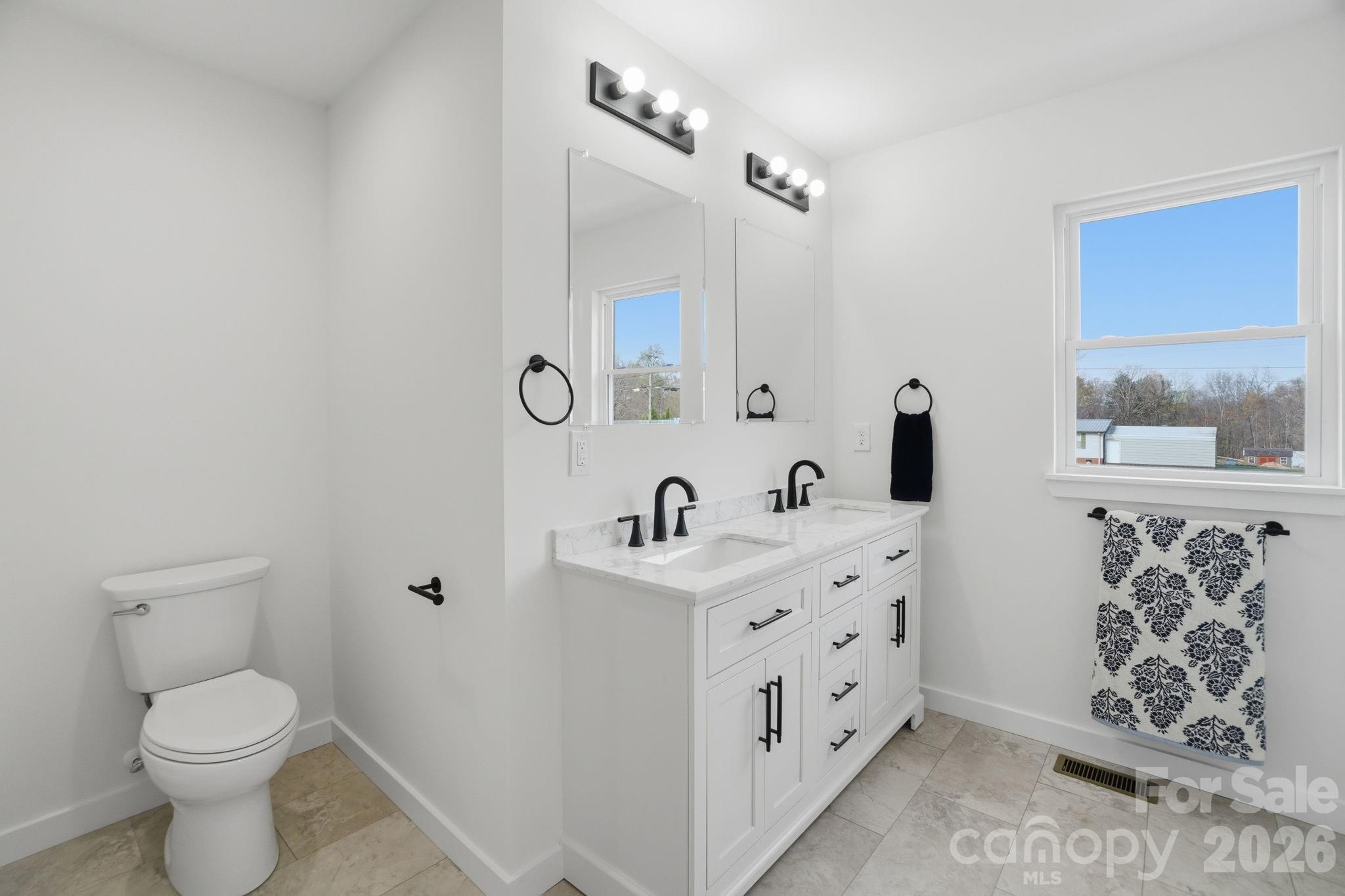 3529 Winters Street Newton, NC 28658 - Photo 14 of 36