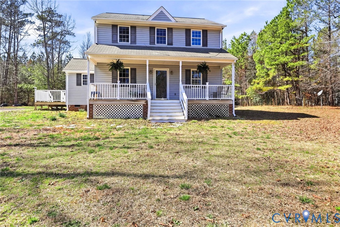 4946 Midway Road Church Road, VA 23833 - Photo 2 of 20 a front view of a house with garden