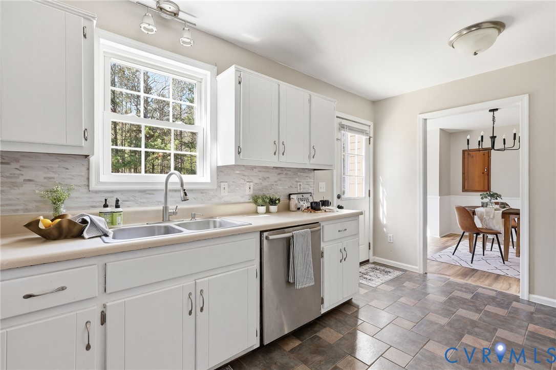 4946 Midway Road Church Road, VA 23833 - Photo 10 of 20