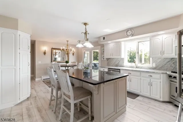 $1,684,000 | 11 Beavers Road, Califon, NJ 07830