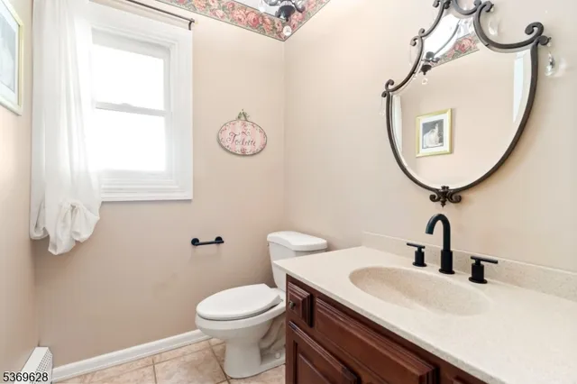 $1,684,000 | 11 Beavers Road, Califon, NJ 07830