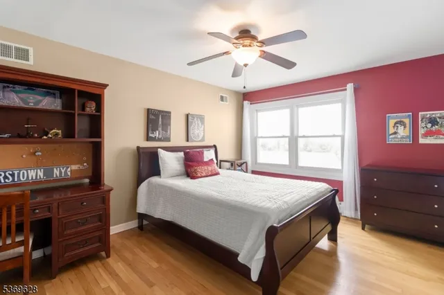 $1,684,000 | 11 Beavers Road, Califon, NJ 07830