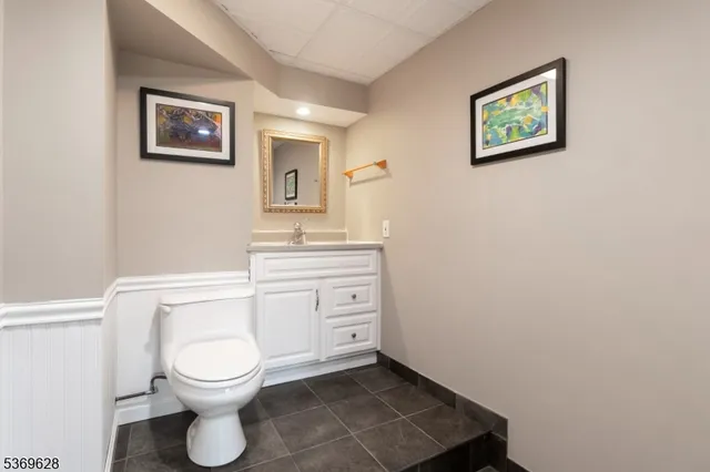 $1,684,000 | 11 Beavers Road, Califon, NJ 07830