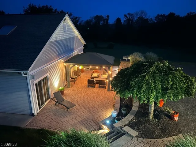 $1,684,000 | 11 Beavers Road, Califon, NJ 07830