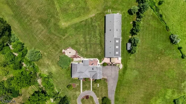 $1,684,000 | 11 Beavers Road, Califon, NJ 07830