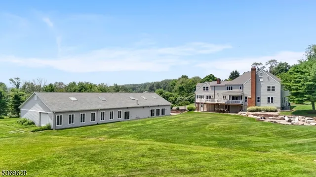 $1,684,000 | 11 Beavers Road, Califon, NJ 07830
