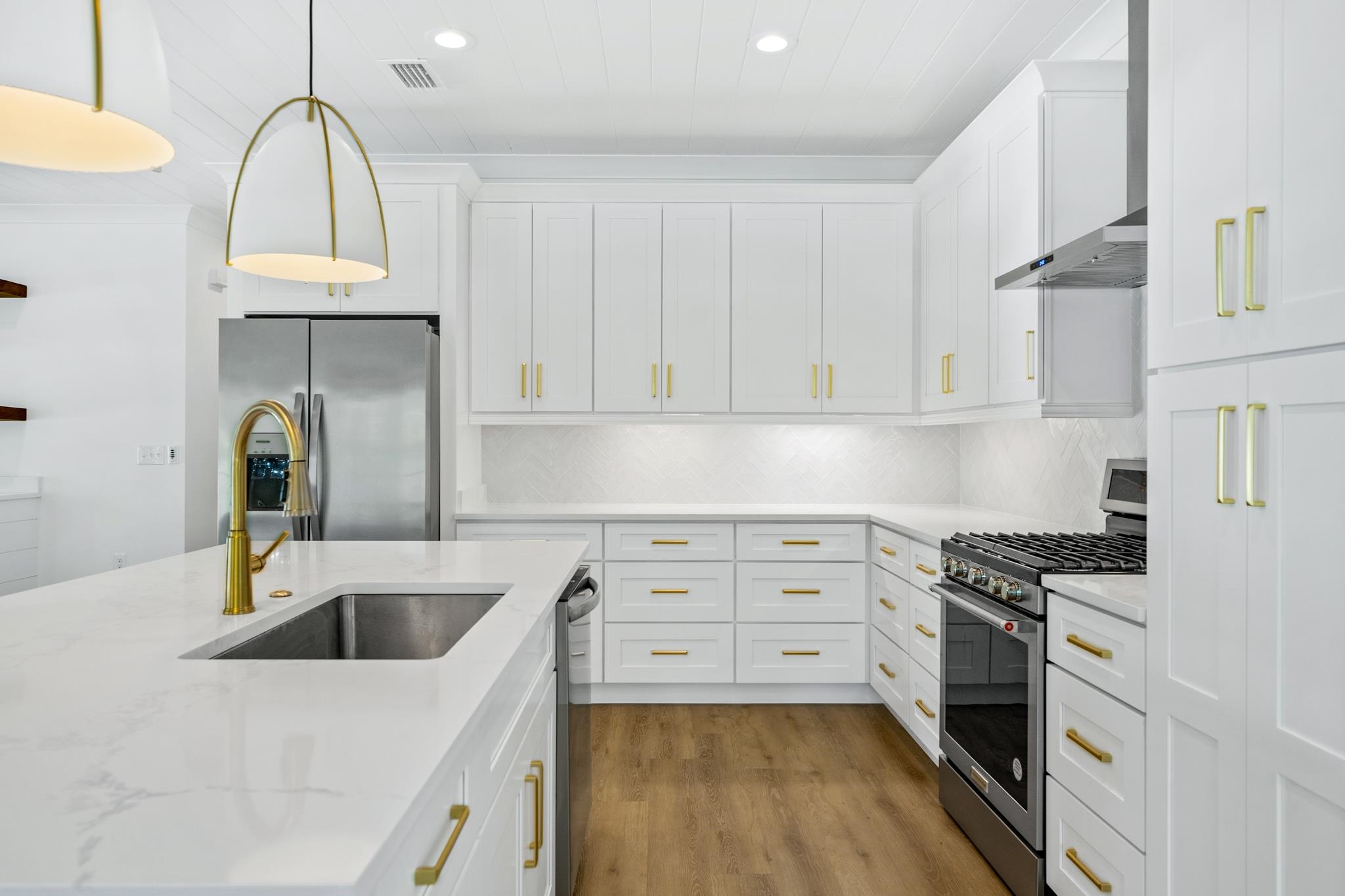 24704 Gulf Bay Road Orange Beach, AL 36561 - Photo 5 of 28