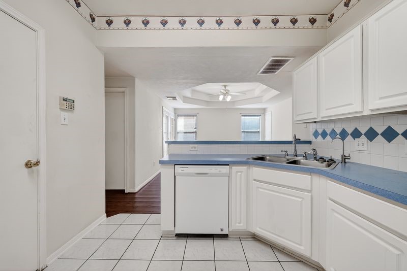 15903 Timber Chase Drive Houston, TX 77082 - Photo 21 of 44