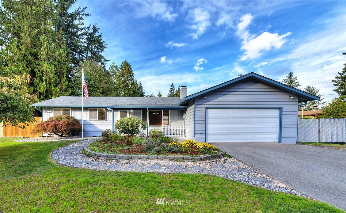5607 147th Street Southwest Edmonds, WA 98026 - Photo 1 of 17 Gallery Image 1
