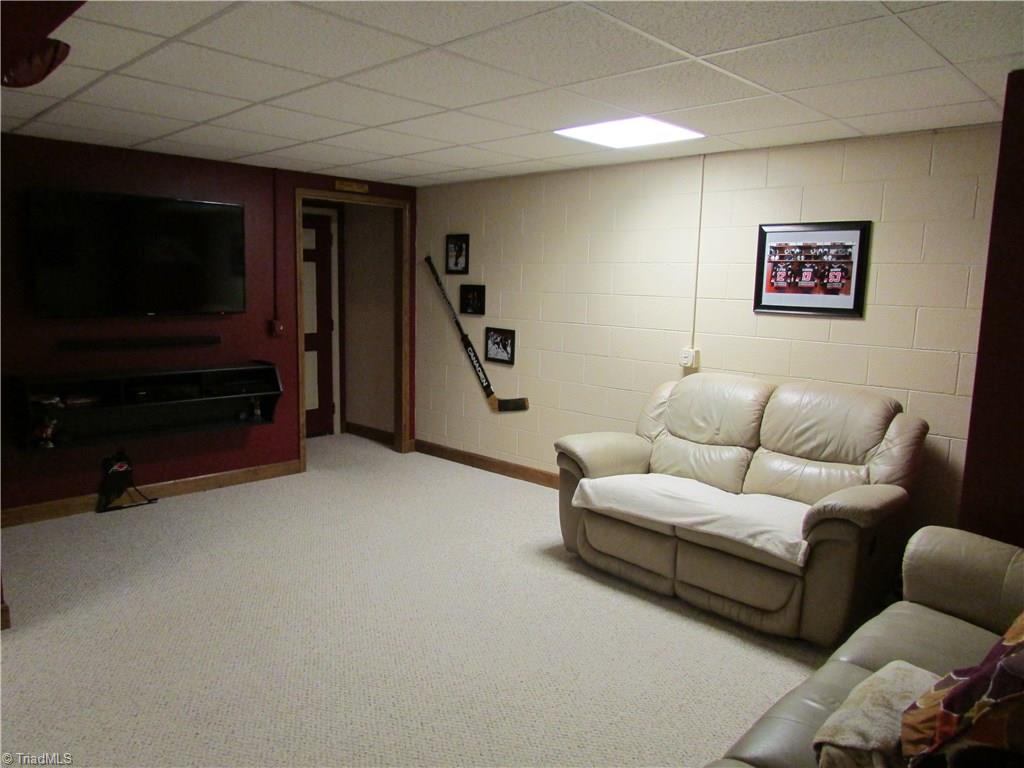 1576 Easley Road Walnut Cove, NC 27052 - Photo 12 of 30 Gallery Image 12