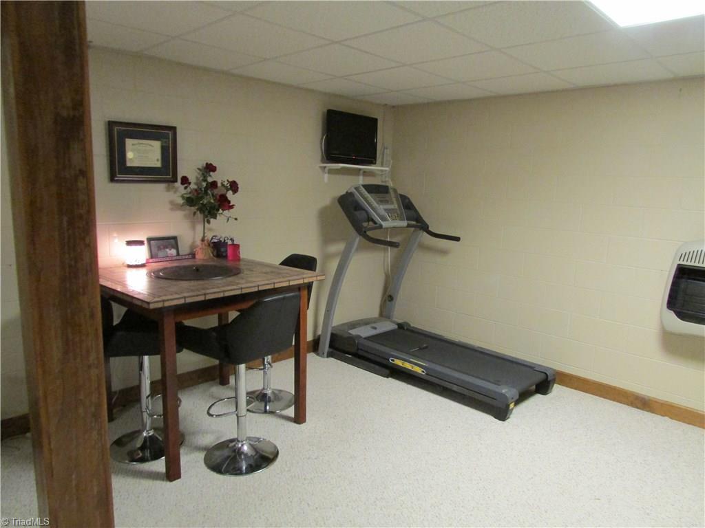 1576 Easley Road Walnut Cove, NC 27052 - Photo 13 of 30 Gallery Image 13