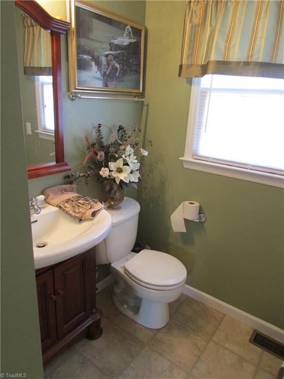 1576 Easley Road Walnut Cove, NC 27052 - Photo 23 of 30 Gallery Image 23