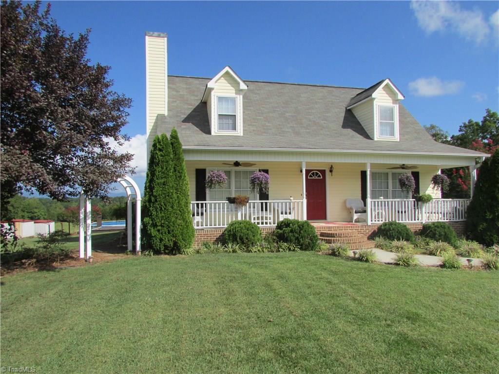 1576 Easley Road Walnut Cove, NC 27052 - Photo 4 of 30 Gallery Image 4