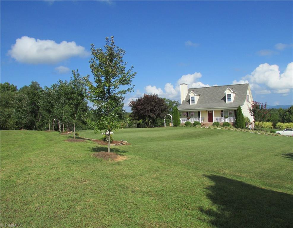 1576 Easley Road Walnut Cove, NC 27052 - Photo 6 of 30 Gallery Image 6