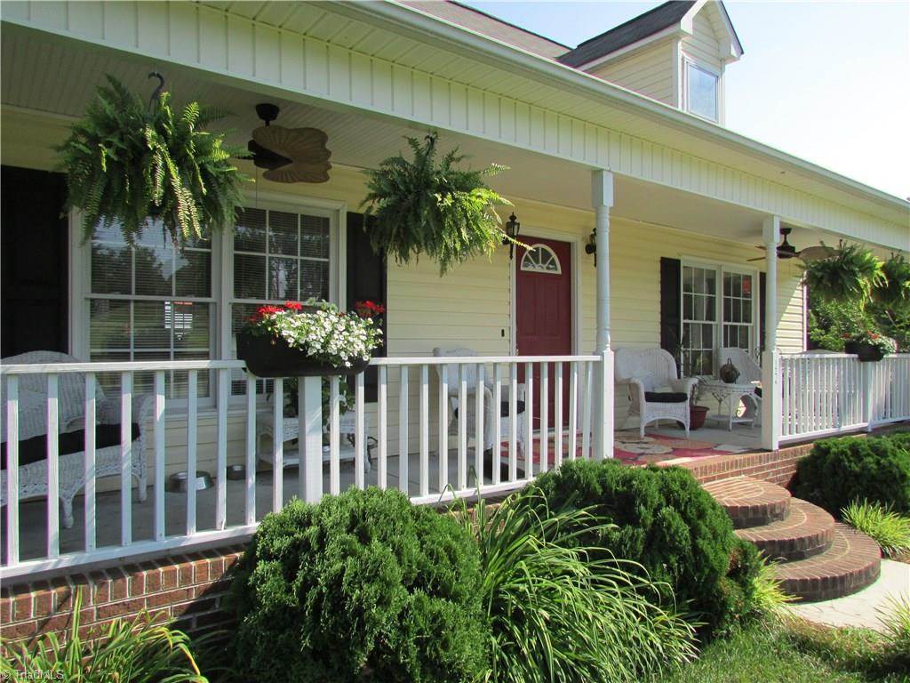 1576 Easley Road Walnut Cove, NC 27052 - Photo 7 of 30 Gallery Image 7