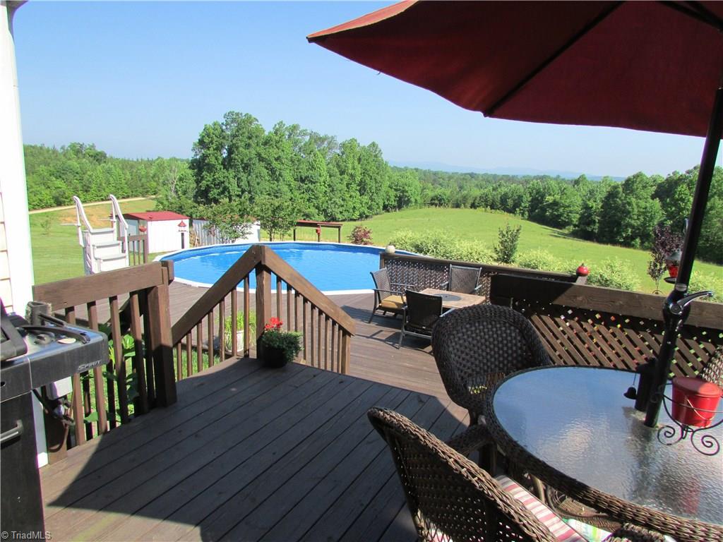 1576 Easley Road Walnut Cove, NC 27052 - Photo 9 of 30 Gallery Image 9