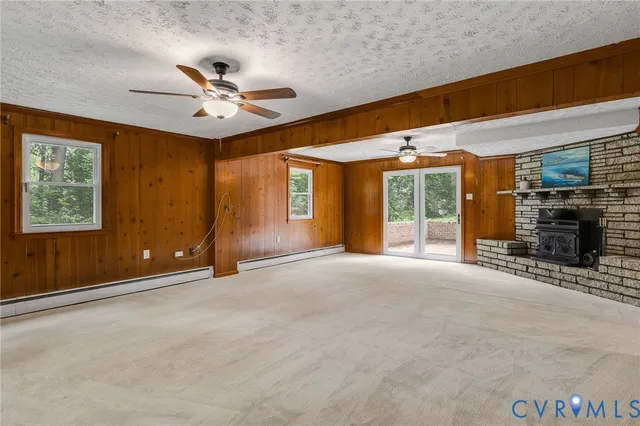 $409,000 | 13101 Harrowgate Road, Chester, VA 23831