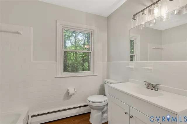 $409,000 | 13101 Harrowgate Road, Chester, VA 23831