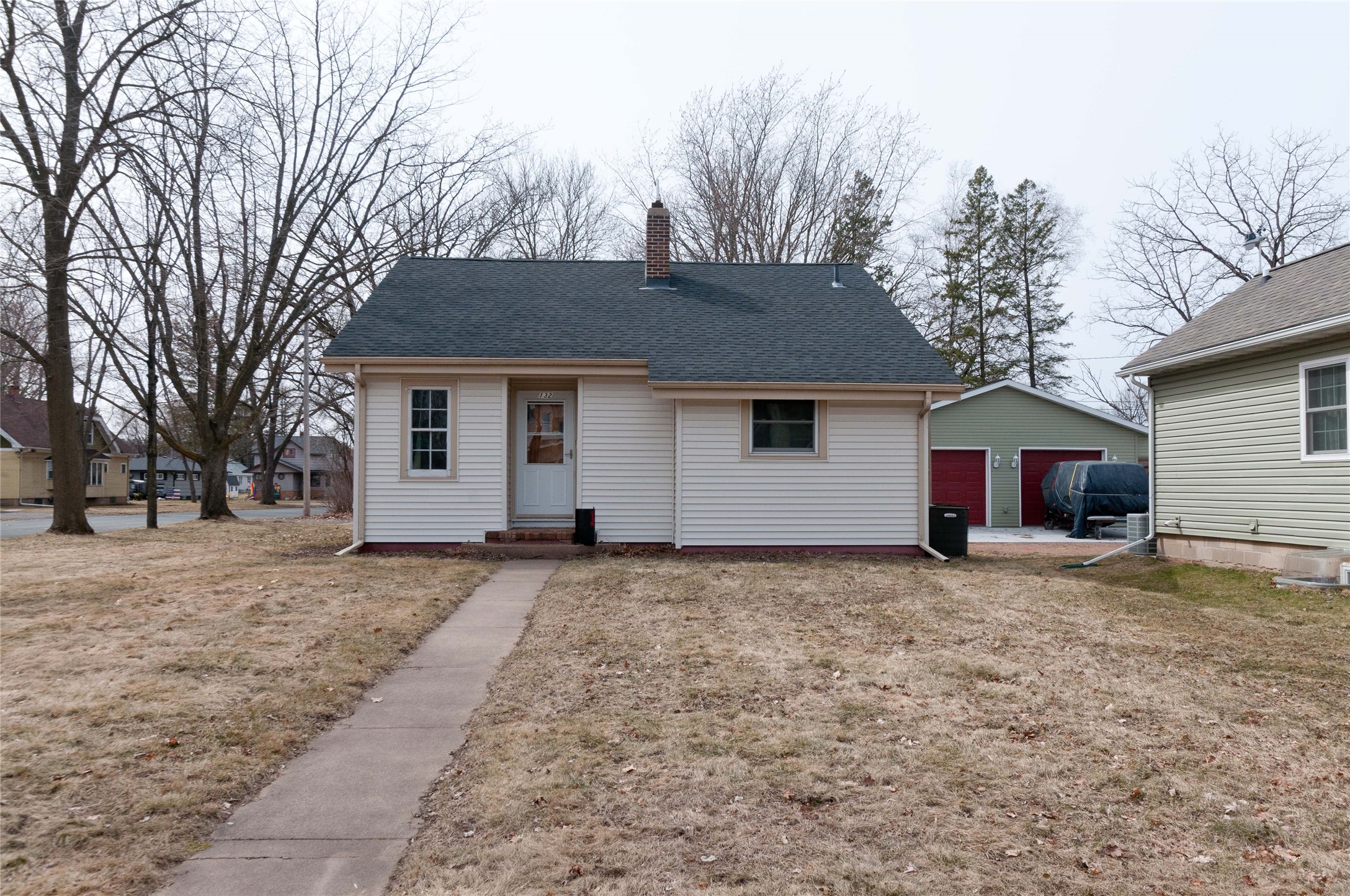 132 Couture Avenue Rice Lake, WI 54868 - Photo 4 of 28
