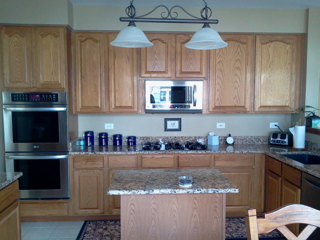 220 Ellis Road Lake In The Hills, IL 60156 - Photo 6 of 24