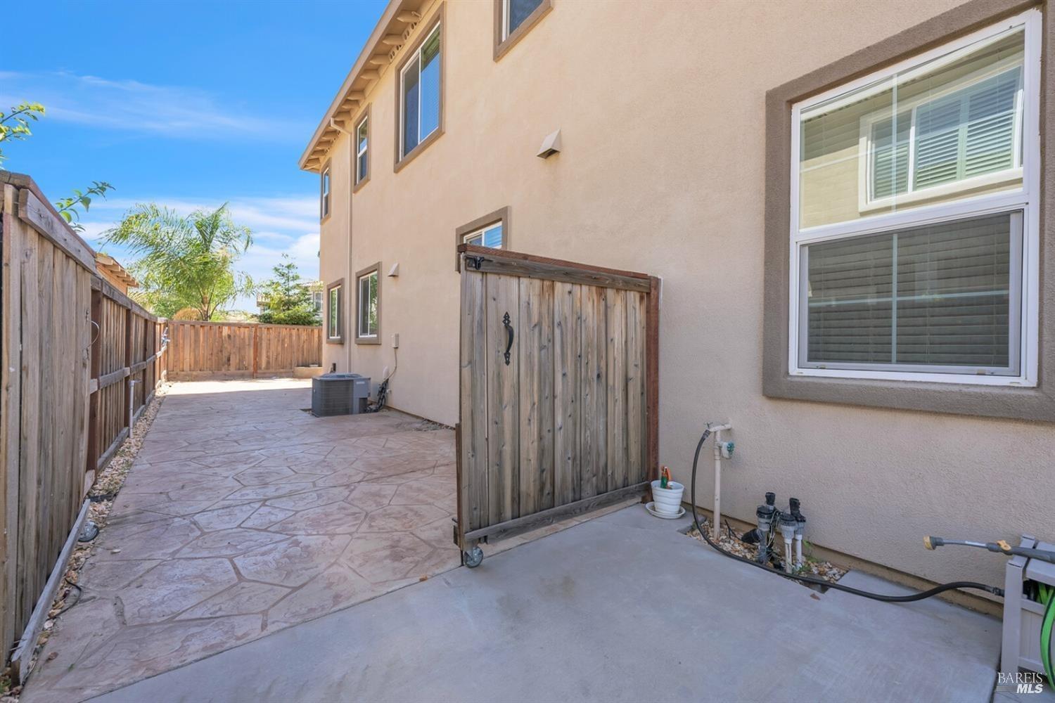 526 Epic Street Vacaville, CA 95688 - Photo 39 of 39 a view of a house with backyard and garden