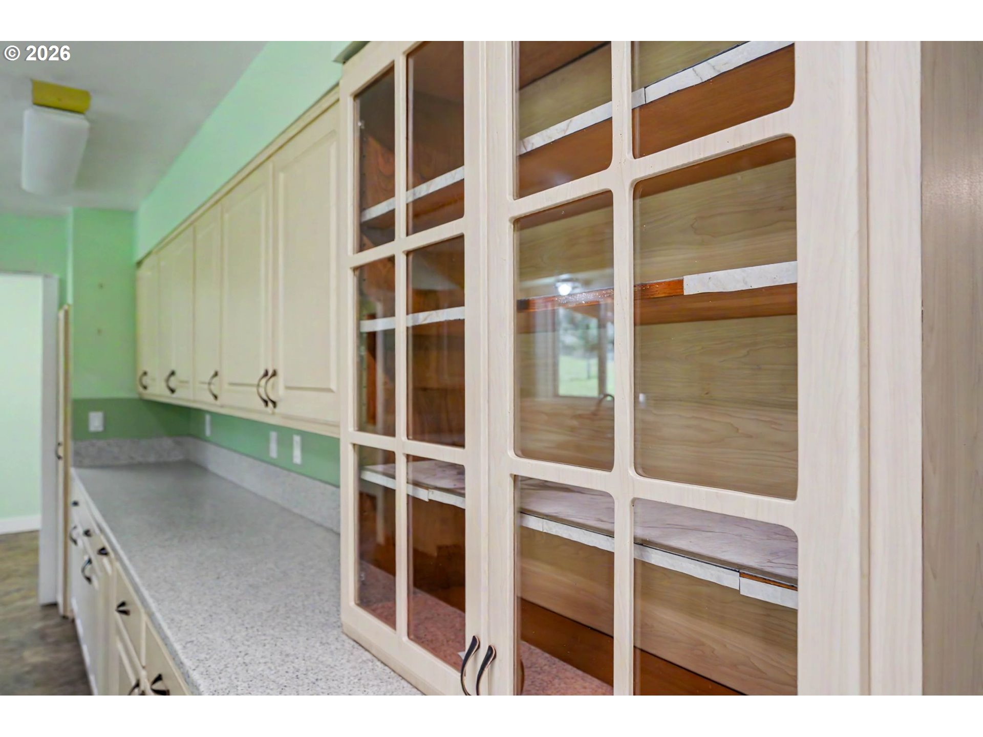 11072 South Bremer Road Canby, OR 97013 - Photo 13 of 44 a view of wooden floor and windows in a kitchen
