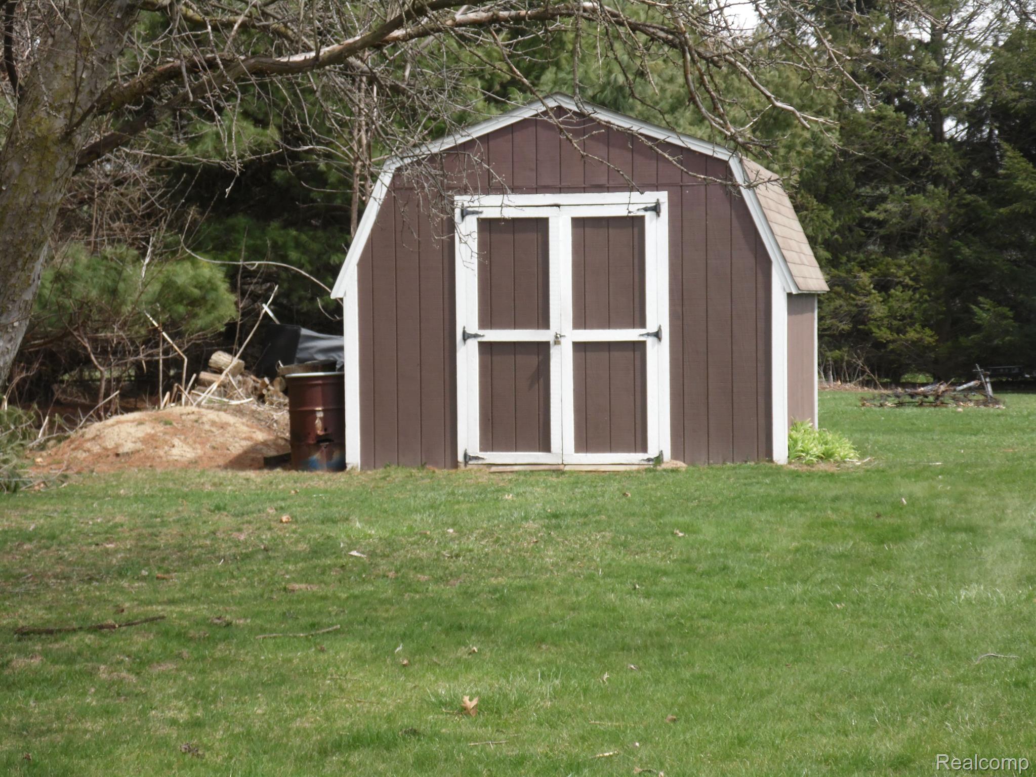 3820 Cemetery Road Fowlerville, MI 48836 - Photo 5 of 23 Gallery Image 5