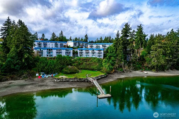 $150,000 | 924 Shorewood Drive, Unit C25, Bremerton, WA 98312