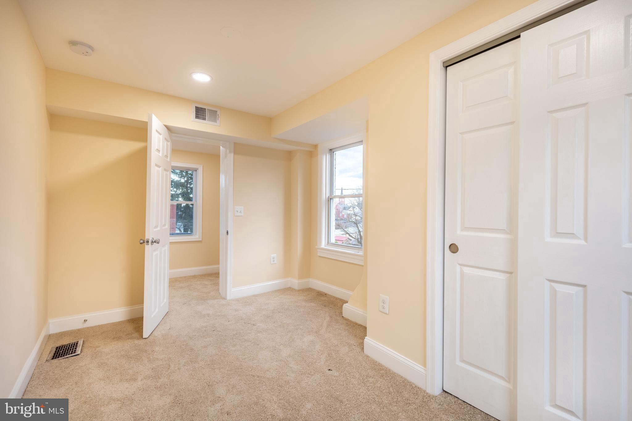 9 Cumberland Street Clear Spring, MD 21722 - Photo 11 of 19