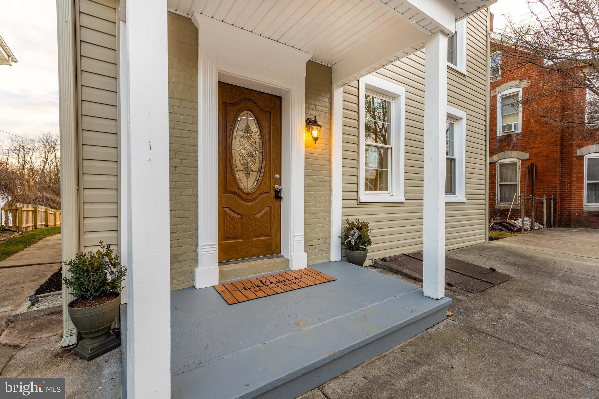 9 Cumberland Street Clear Spring, MD 21722 - Photo 2 of 19