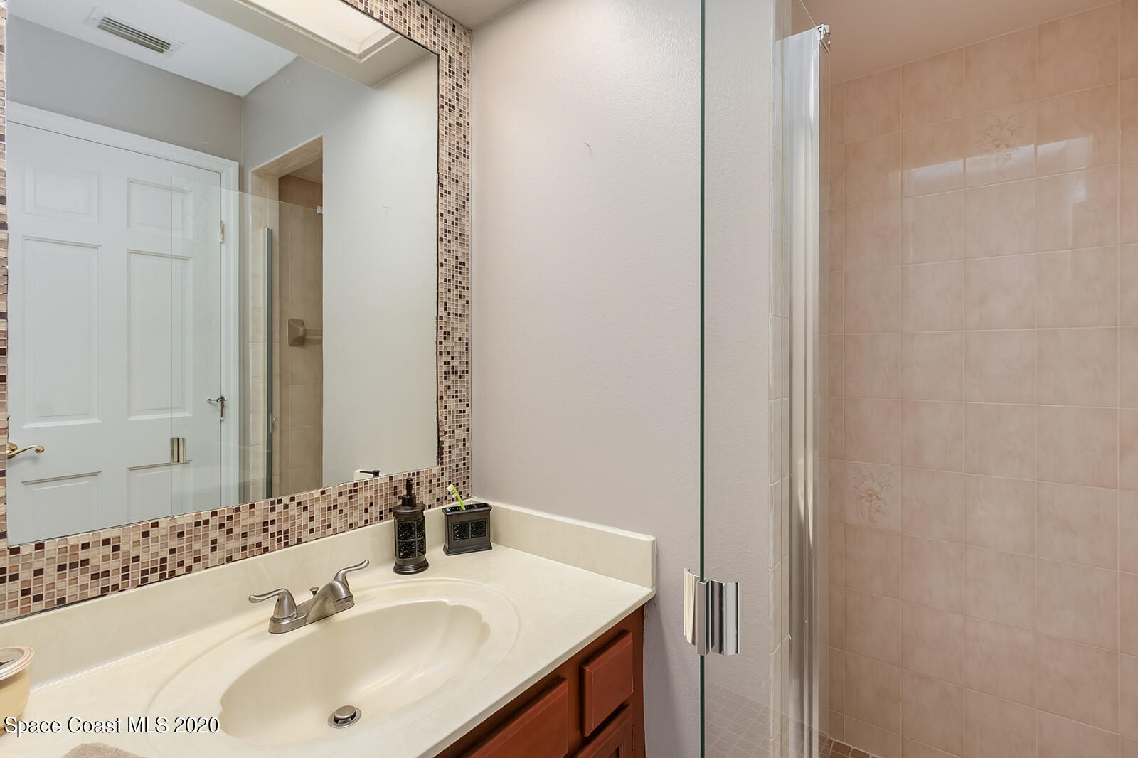 723 Spring Lake Drive Melbourne, FL 32940 - Photo 20 of 43 22_723SpringLake209_mls