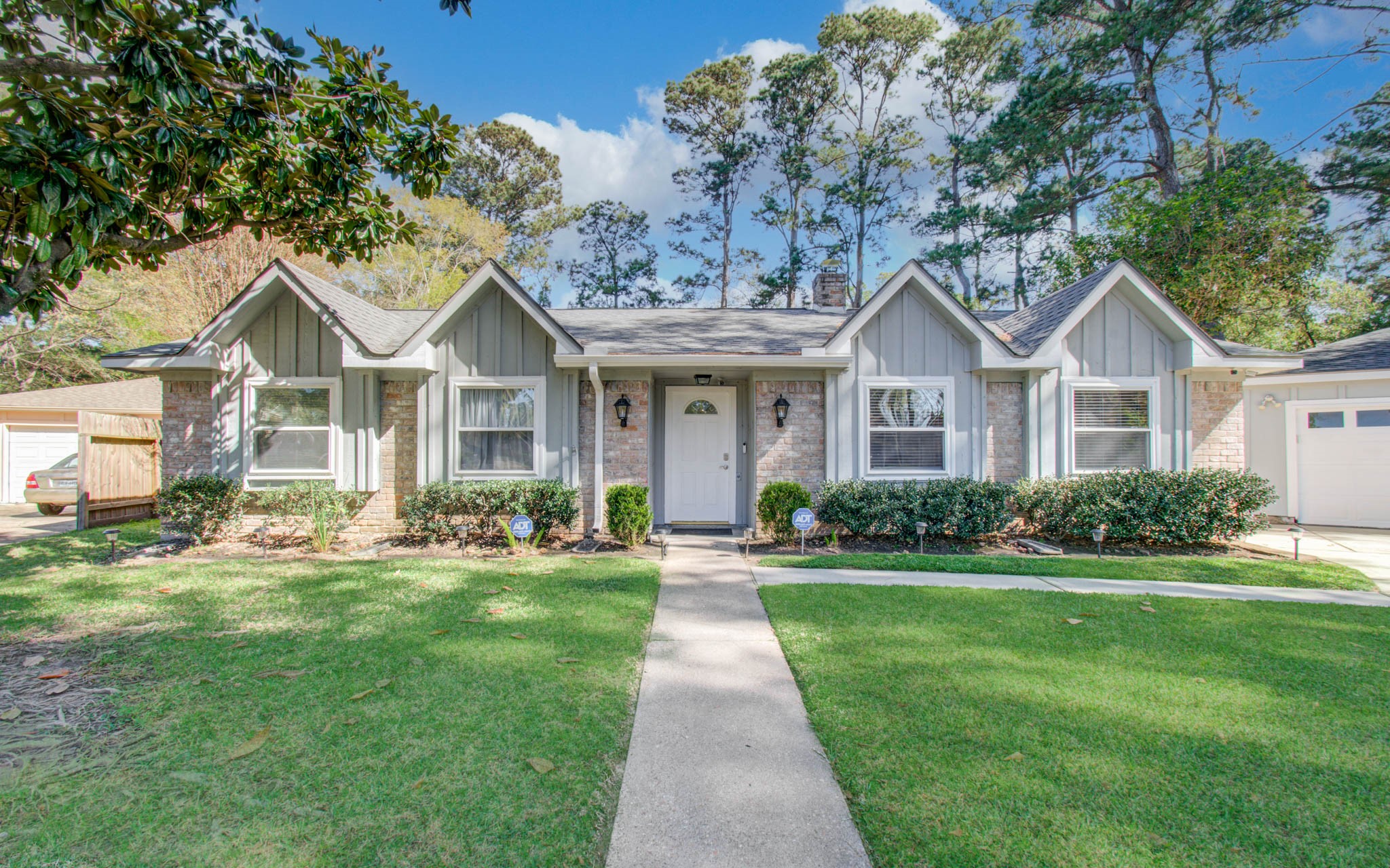 9502 Ballin David Drive Spring, TX 77379 - Photo 3 of 44