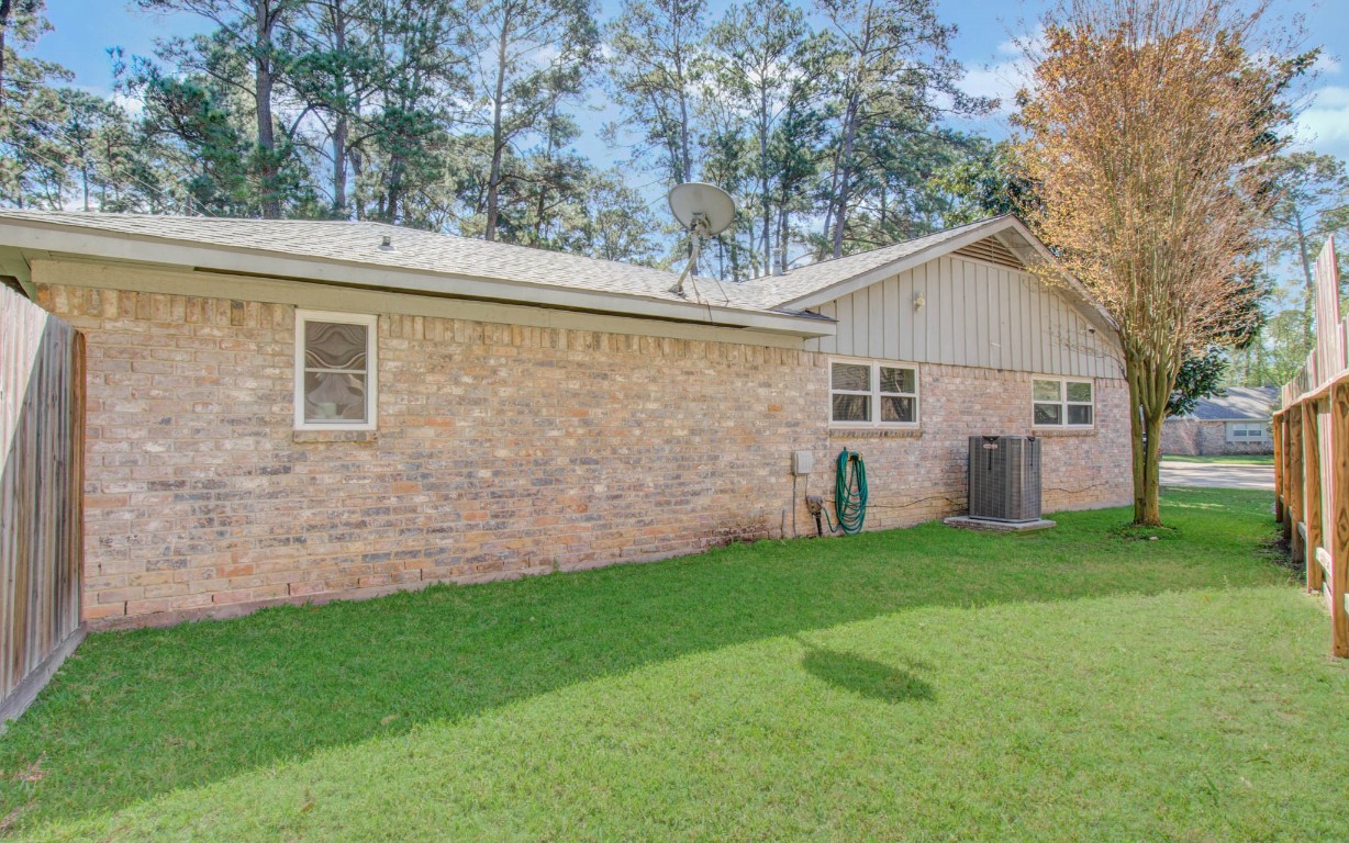 9502 Ballin David Drive Spring, TX 77379 - Photo 4 of 44