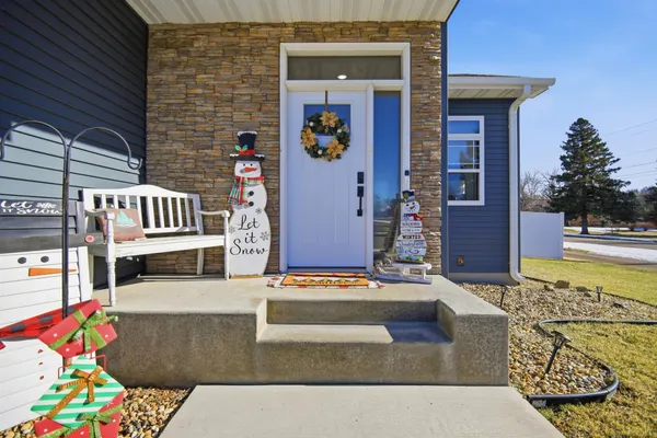 $409,000 | 1300 18th Drive Northeast, Austin, MN 55912