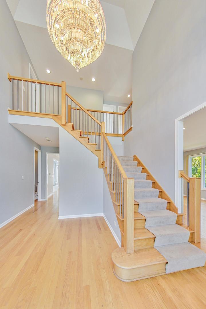 36 Riverside Drive Deerfield, IL 60015 - Photo 2 of 42 a view of entryway and hall with wooden floor