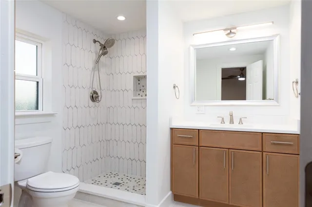 $429,900 | 1241 Stevens Ridge Drive, Dallas, TX 75211