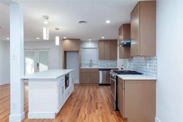 $429,900 | 1241 Stevens Ridge Drive, Dallas, TX 75211