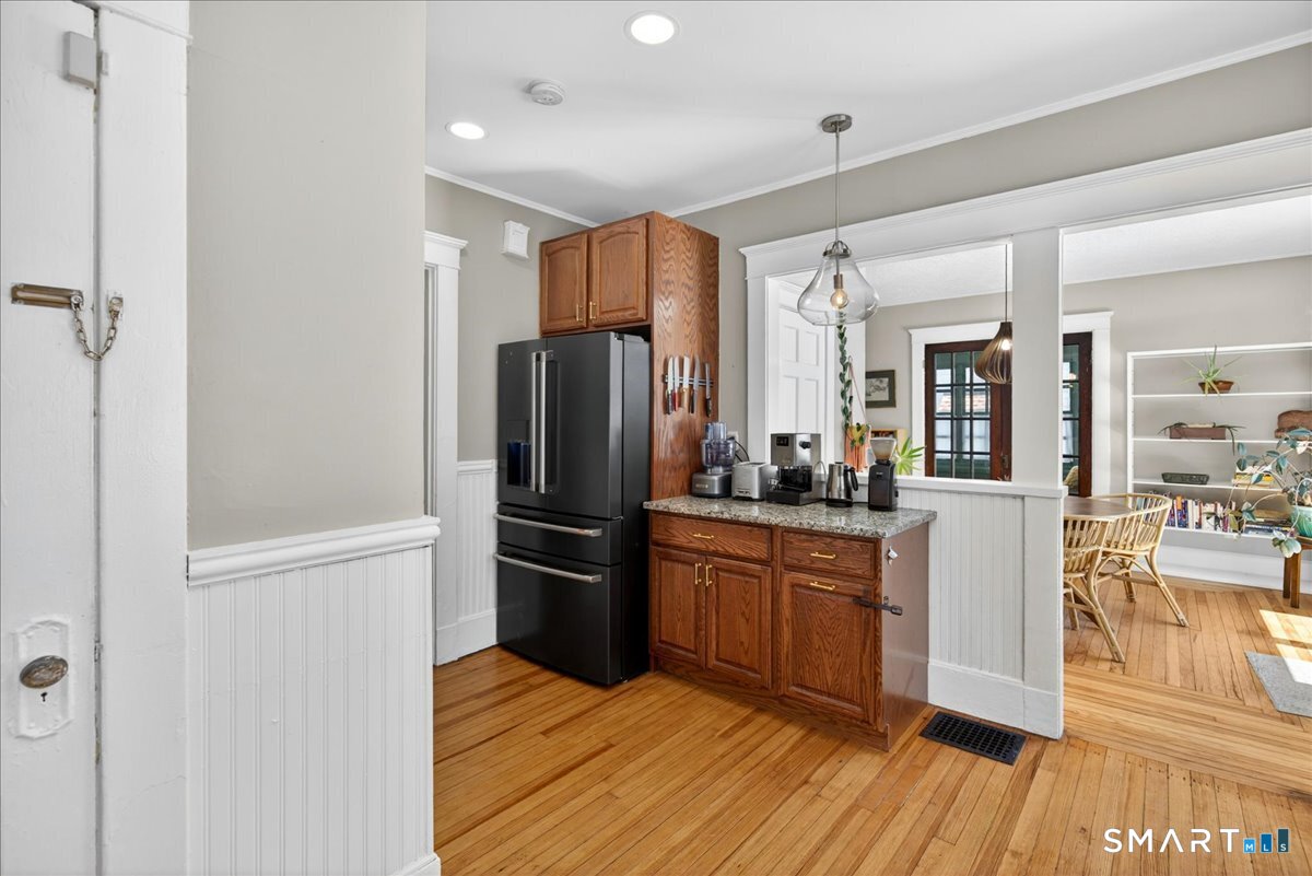 28 Thornton Street Hamden, CT 06517 - Photo 15 of 37