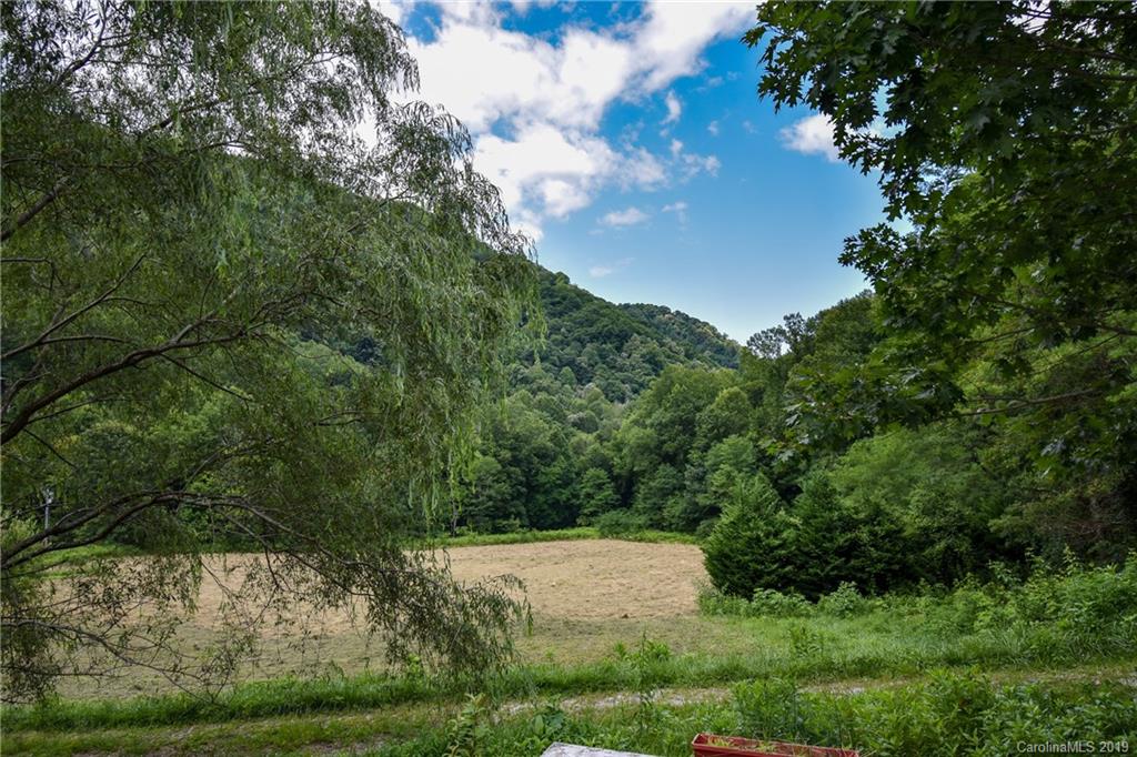 39 Clover Field Road Bryson City, NC 28713 - Photo 16 of 17 Gallery Image 16