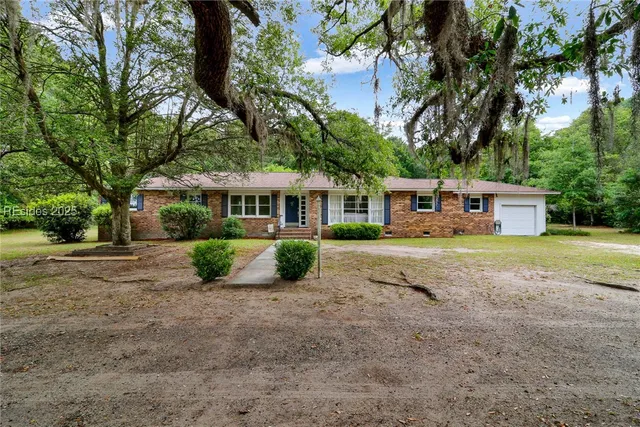 $425,000 | 8855 Grahamville Road, Ridgeland, SC 29936